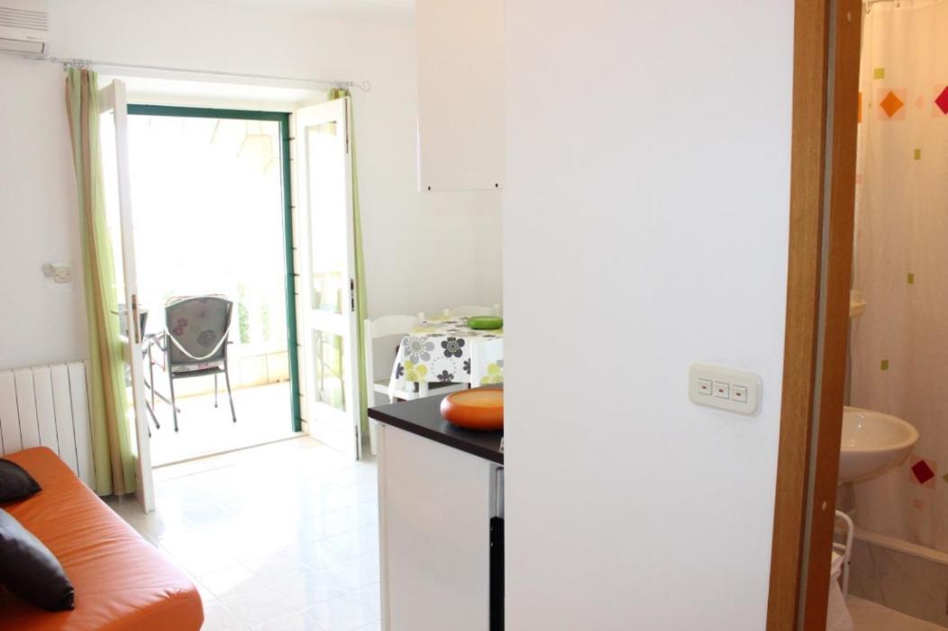Apartments Marin Bol Exterior foto